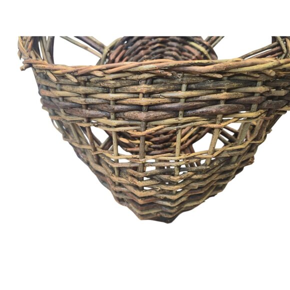 Vintage Wicker Wall Pocket Basket with Sunburst Design Hanging Willow Basket - Picture 6 of 12